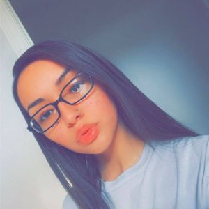 Meet your Posher, Janelle